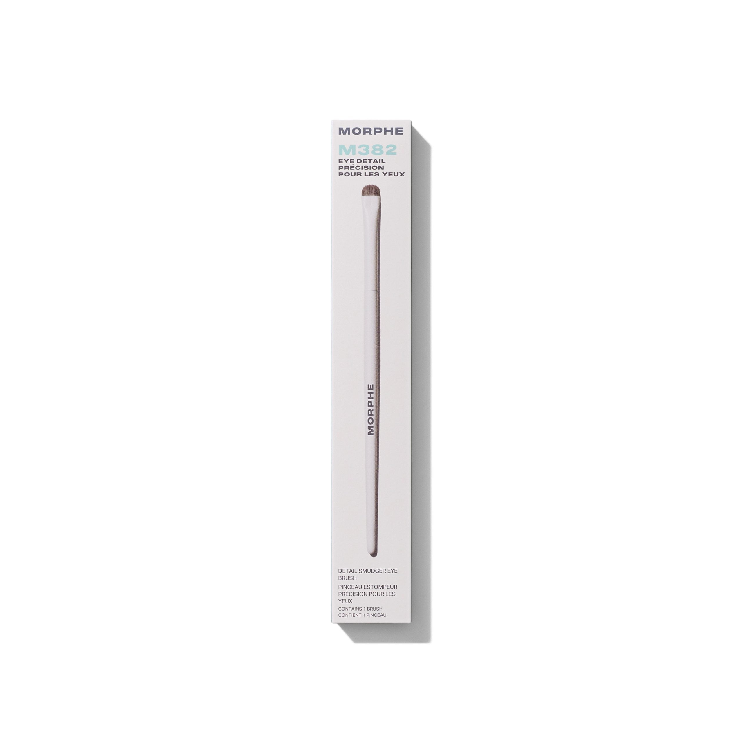 M382 Detail Smudger Eye Brush